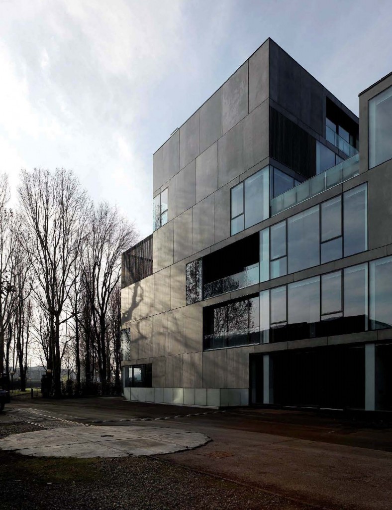 Studio Dordoni, Edificio per uffici, Milano ©Pietro Savorelli